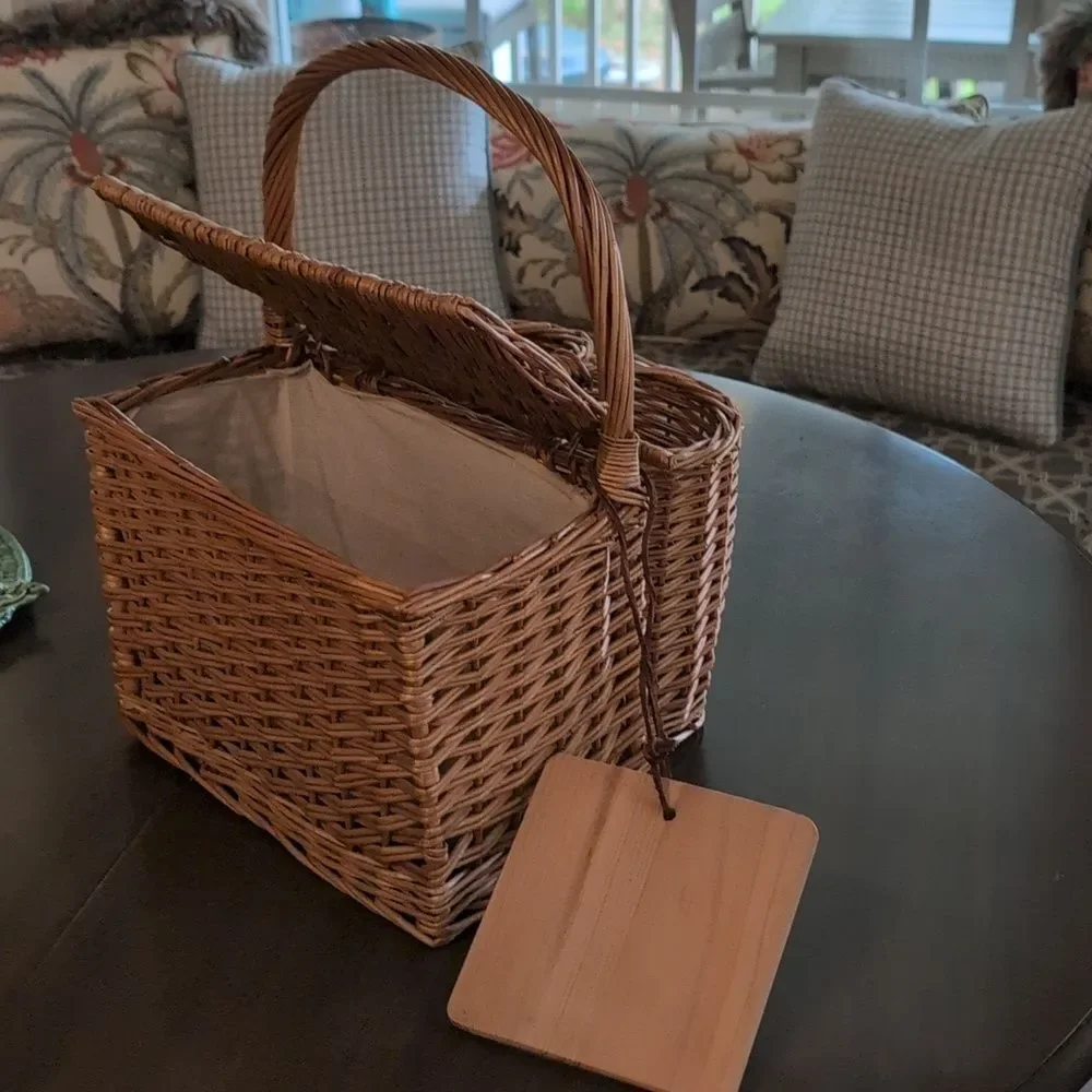 Vintage handcrafted woven